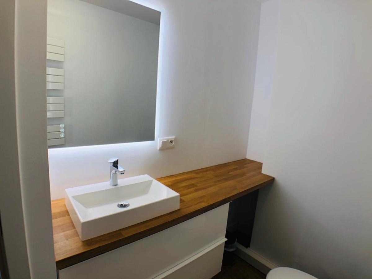 Charmant Appartement 1-4 Personnes, Proche Centre Avec Parking Nantes Dış mekan fotoğraf